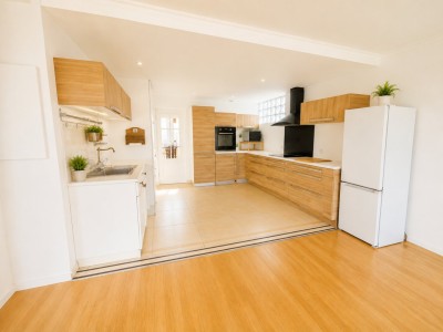 APPARTEMENT T3 A VENDRE - ST MAUR DES FOSSES - 77 m2 - 299 000 €