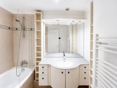 APPARTEMENT T3 A VENDRE - ST MAUR DES FOSSES - 77 m2 - 299 000 €