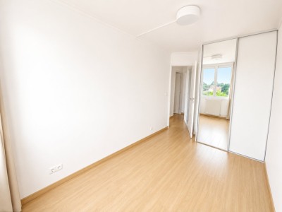 APPARTEMENT T3 A VENDRE - ST MAUR DES FOSSES - 77 m2 - 299 000 €