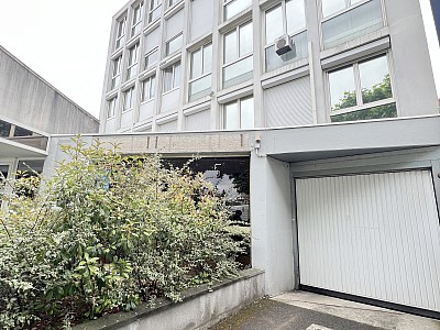 APPARTEMENT T3 A VENDRE - ST MAUR DES FOSSES - 77 m2 - 299 000 €
