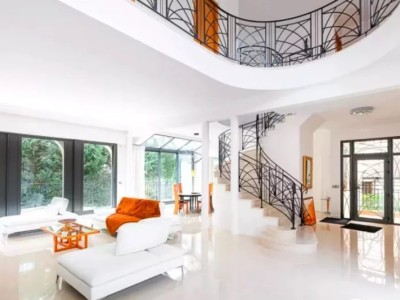VILLA A VENDRE - LA VARENNE ST HILAIRE - 300 m2 - 2 500 000 &euro;
