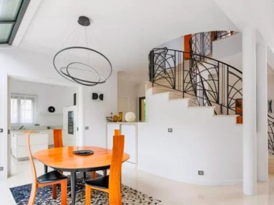 VILLA A VENDRE - LA VARENNE ST HILAIRE - 300 m2 - 2 500 000 &euro;