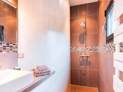 VILLA A VENDRE - LA VARENNE ST HILAIRE - 300 m2 - 2 500 000 &euro;