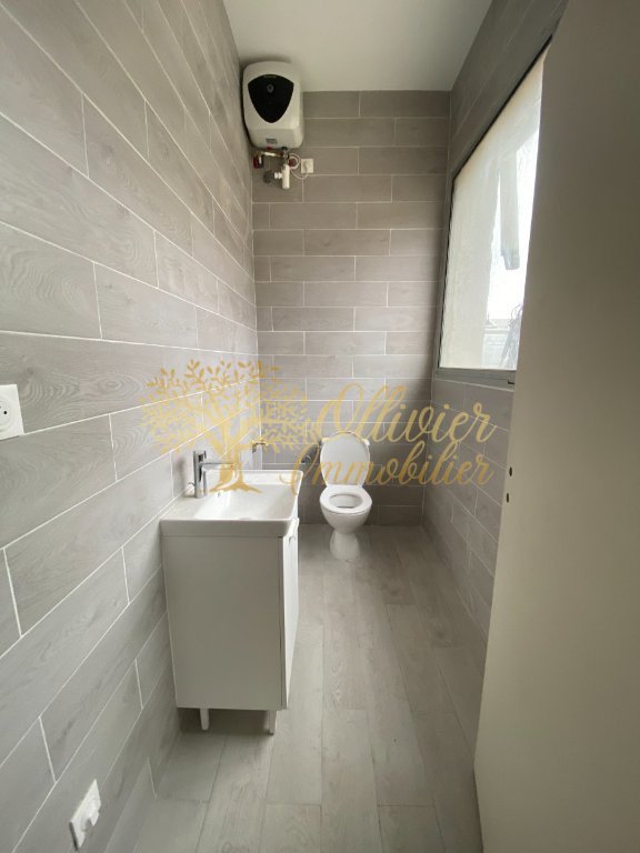 Entrep�t � louer � Usage professionnel multi-activit�s