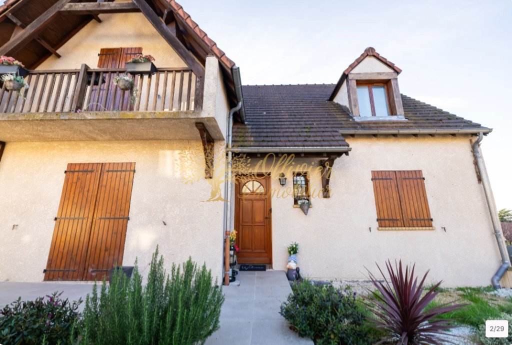 Maison de 5 pi�ces de 200 m� � Crosne A VENDRE - CROSNE - 125.23 m2 - 550�000�&euro;