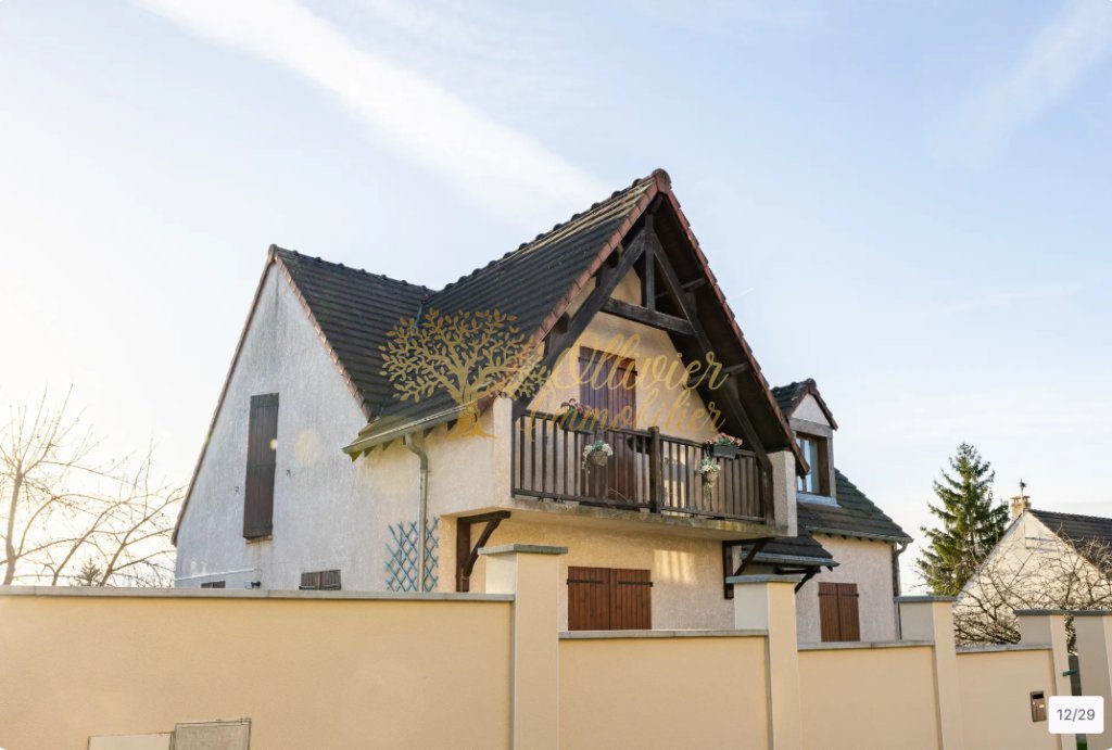 Maison de 5 pi�ces de 200 m� � Crosne A VENDRE - CROSNE - 125.23 m2 - 550�000�&euro;