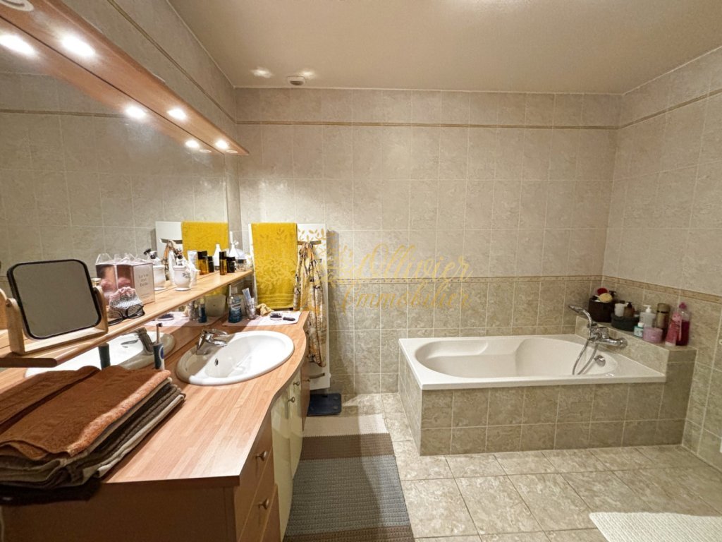 MAISON A VENDRE - LA QUEUE EN BRIE - 107 m2 - 448 000 &euro;