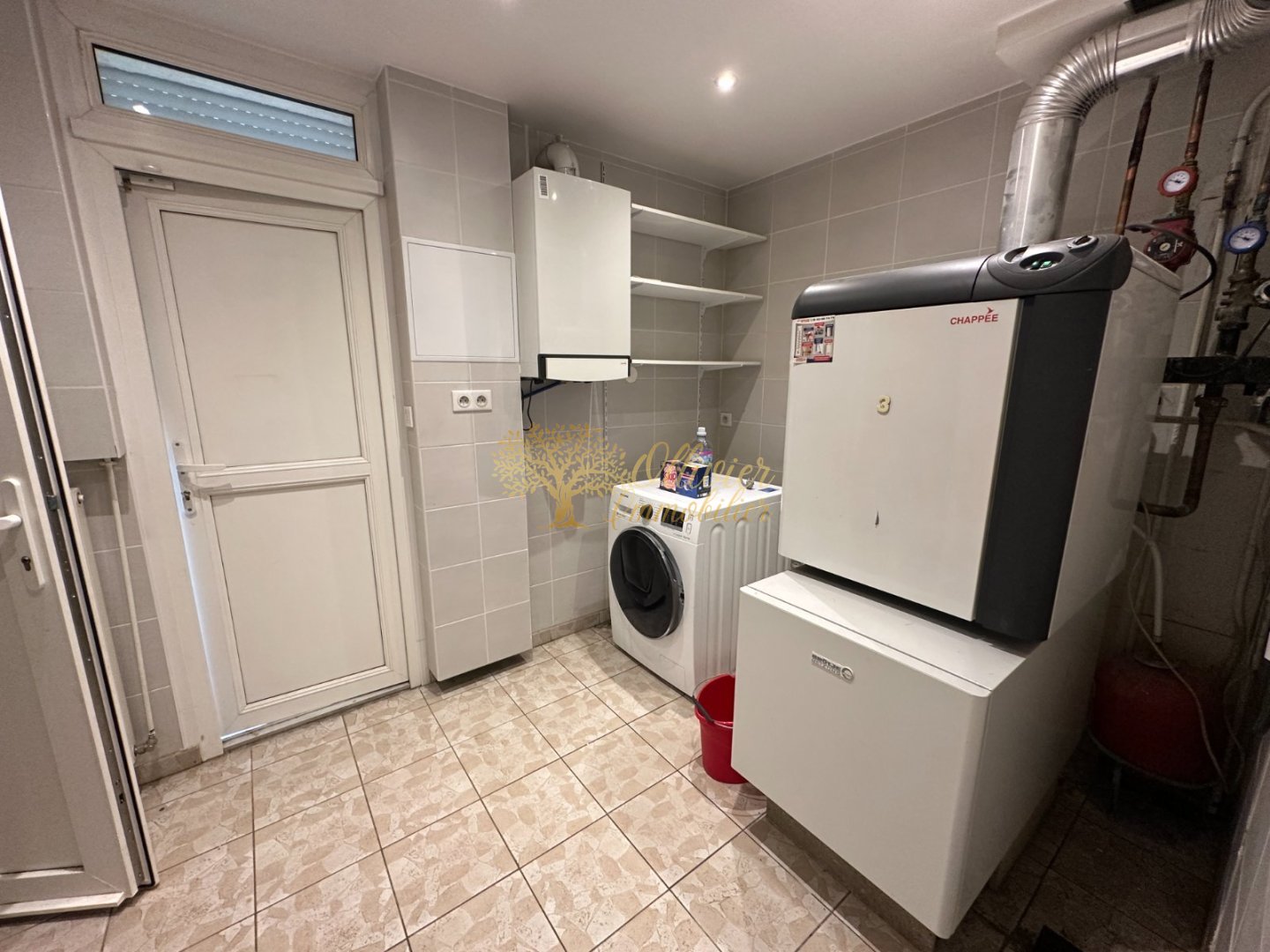 MAISON DE VILLE A VENDRE - LA QUEUE EN BRIE - 194 m2 - 589 900 &euro;