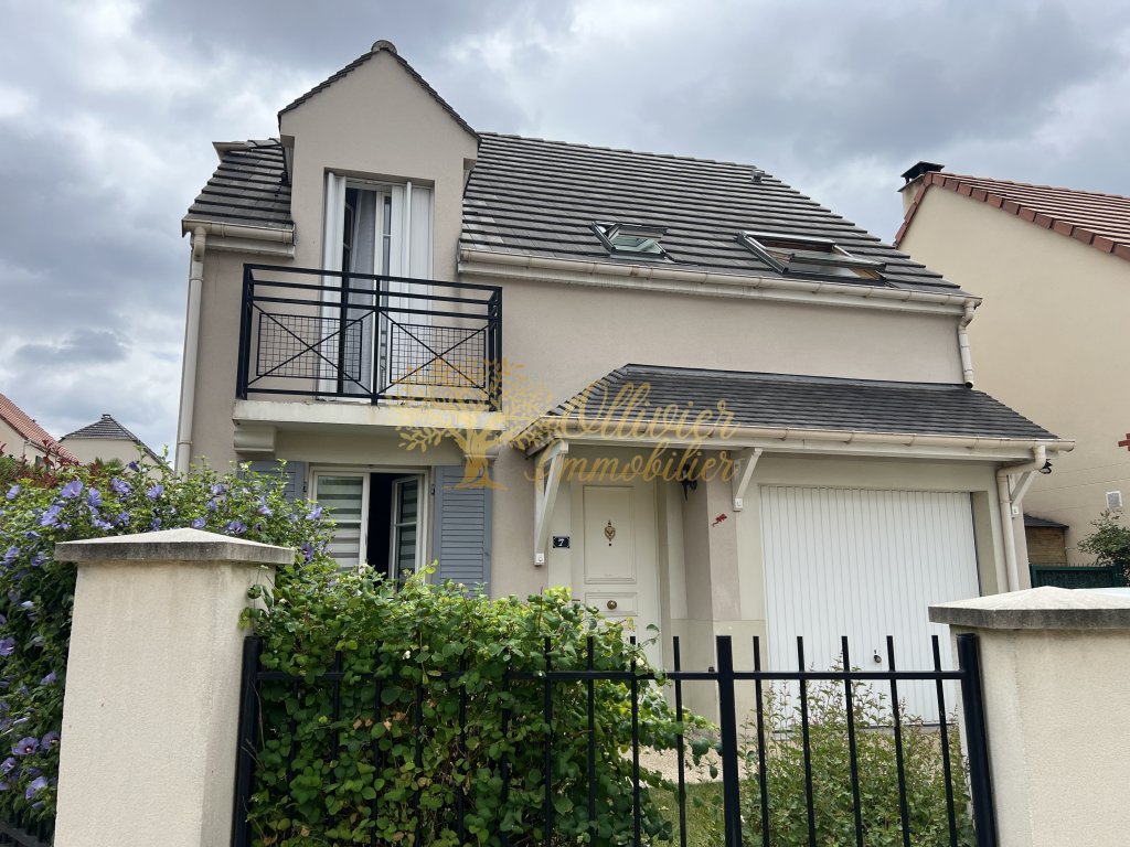 MAISON A VENDRE - LA QUEUE EN BRIE - 101 m2 - 435�000�&euro;