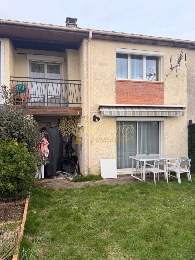 MAISON A VENDRE - LESIGNY - 91 m2 - 327�000�&euro;