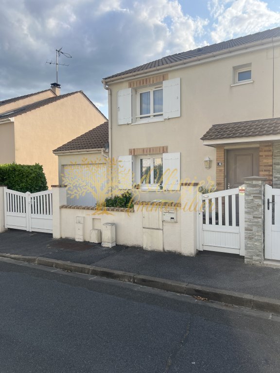 MAISON - PONTAULT COMBAULT - 77 m2 - VENDU