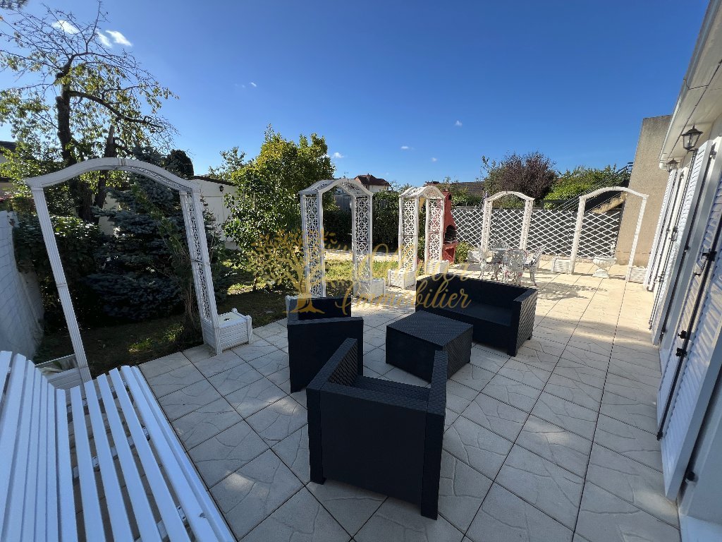 MAISON A VENDRE - PONTAULT COMBAULT - 130 m2 - 499�000�&euro;