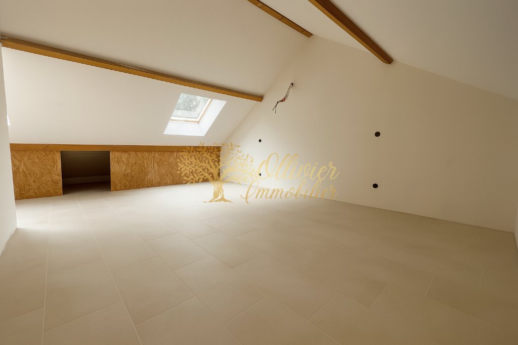 MAISON A VENDRE - ST MAUR DES FOSSES Bagaudes - 120 m2 - 720�000�&euro;