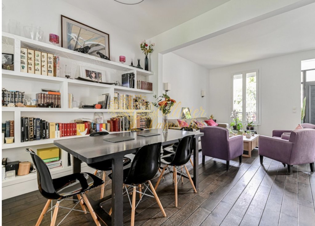 MAISON A VENDRE - ST MAUR DES FOSSES - 211.63 m2 - 1 040 000 &euro;