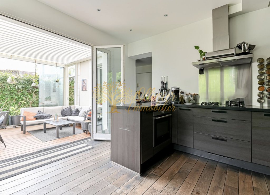 MAISON A VENDRE - ST MAUR DES FOSSES - 211.63 m2 - 1 040 000 &euro;