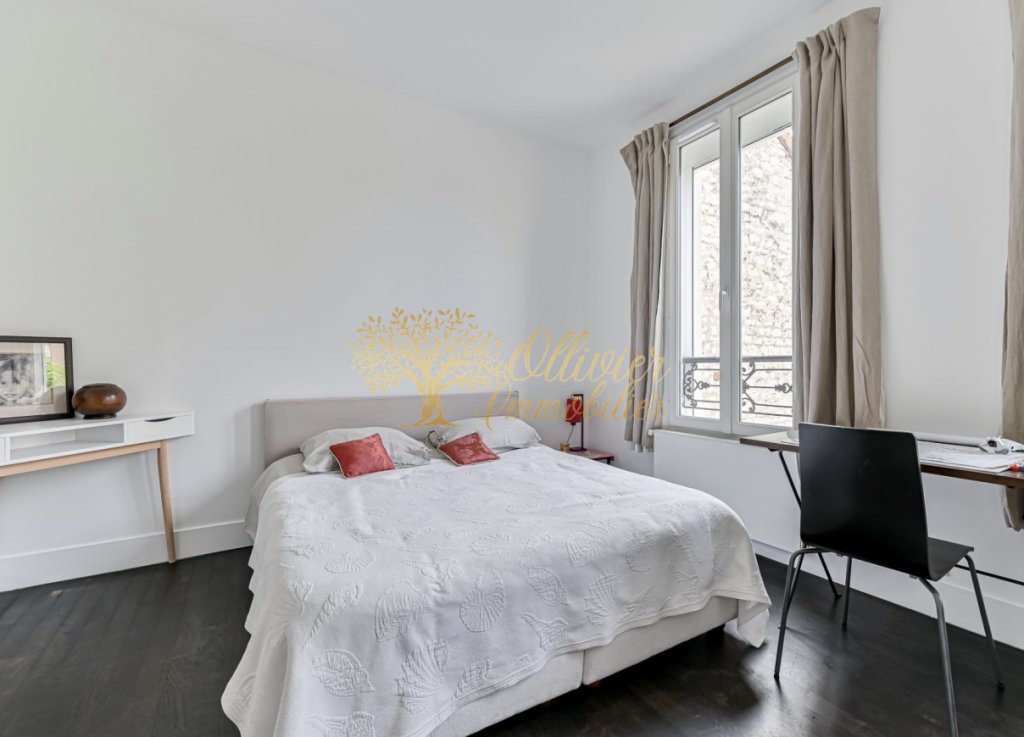 MAISON A VENDRE - ST MAUR DES FOSSES - 211.63 m2 - 1 040 000 &euro;