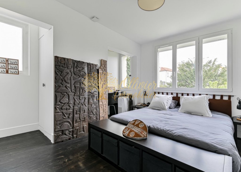 MAISON A VENDRE - ST MAUR DES FOSSES - 211.63 m2 - 1 040 000 &euro;