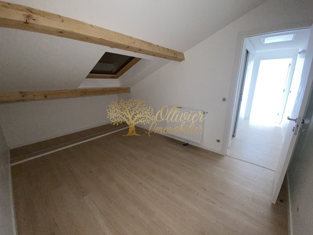 MAISON A VENDRE - ST MAUR DES FOSSES - 92.45 m2 - 570�000�&euro;