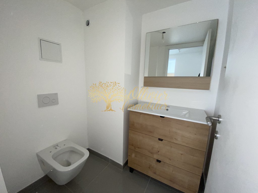 MAISON A VENDRE - ST MAUR DES FOSSES - 104.4 m2 - 685�000�&euro;