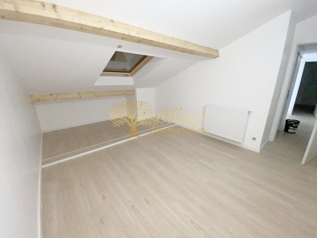 MAISON A VENDRE - ST MAUR DES FOSSES - 99.3 m2 - 610�000�&euro;