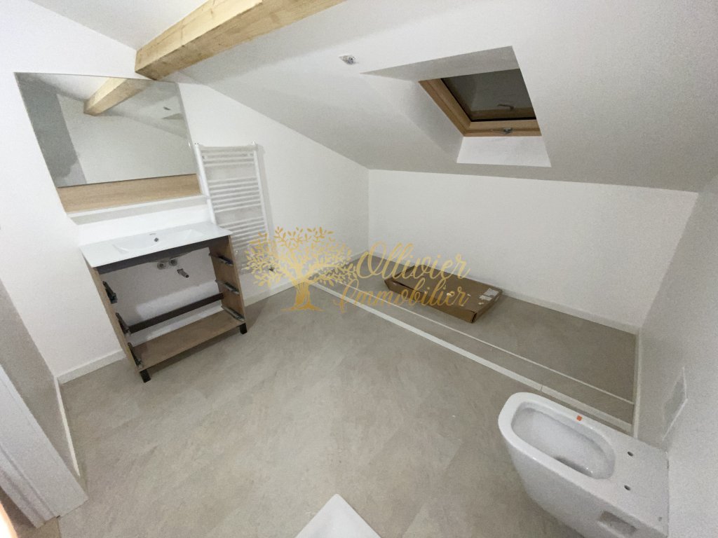 MAISON A VENDRE - ST MAUR DES FOSSES - 99.3 m2 - 610�000�&euro;