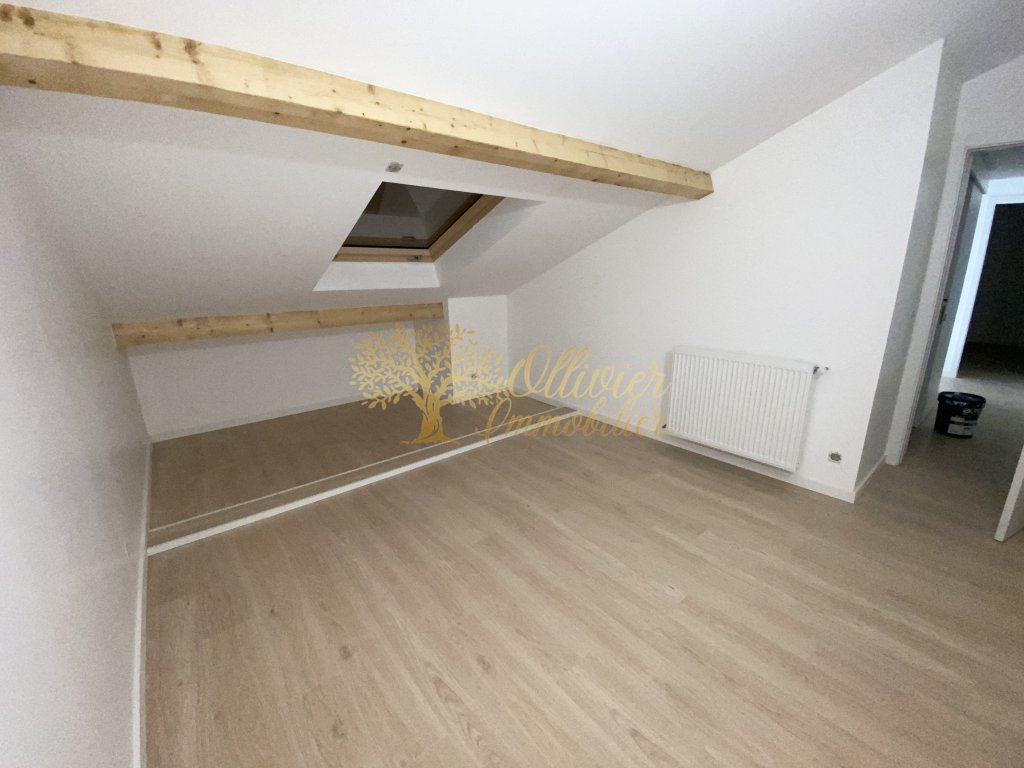 MAISON A VENDRE - ST MAUR DES FOSSES - 99.3 m2 - 610�000�&euro;