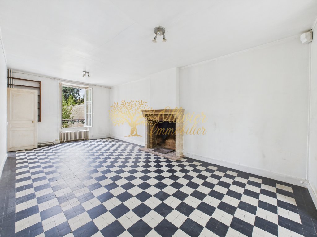 MAISON A VENDRE - ST MAUR DES FOSSES - 120 m2 - 850 000 &euro;