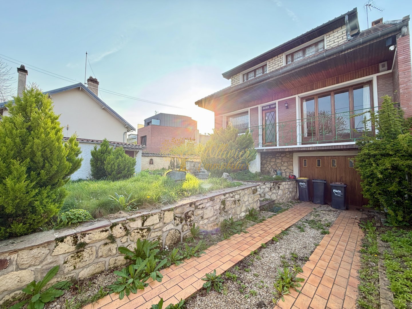 MAISON A VENDRE - ST MAUR DES FOSSES - 107.38 m2 - 550�000�&euro;