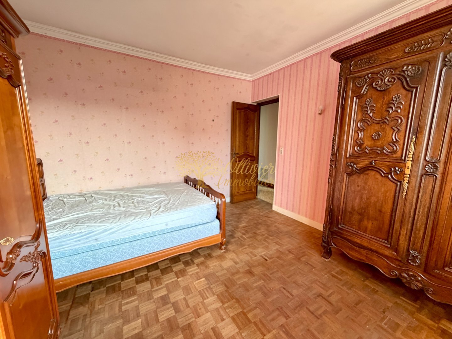 MAISON A VENDRE - ST MAUR DES FOSSES - 107.38 m2 - 550�000�&euro;