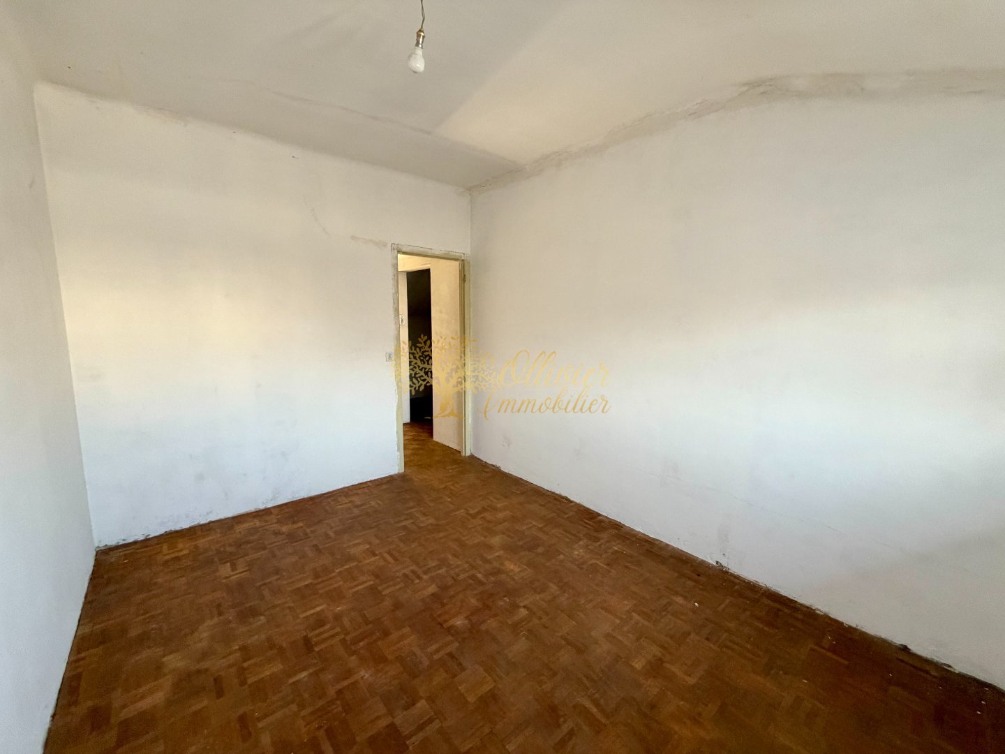 MAISON A VENDRE - ST MAUR DES FOSSES - 107.38 m2 - 550�000�&euro;