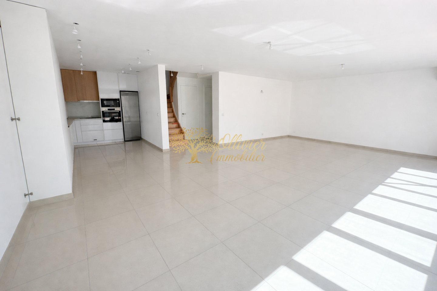 MAISON A VENDRE - ST MAUR DES FOSSES - 139.23 m2 - 790 000 &euro;