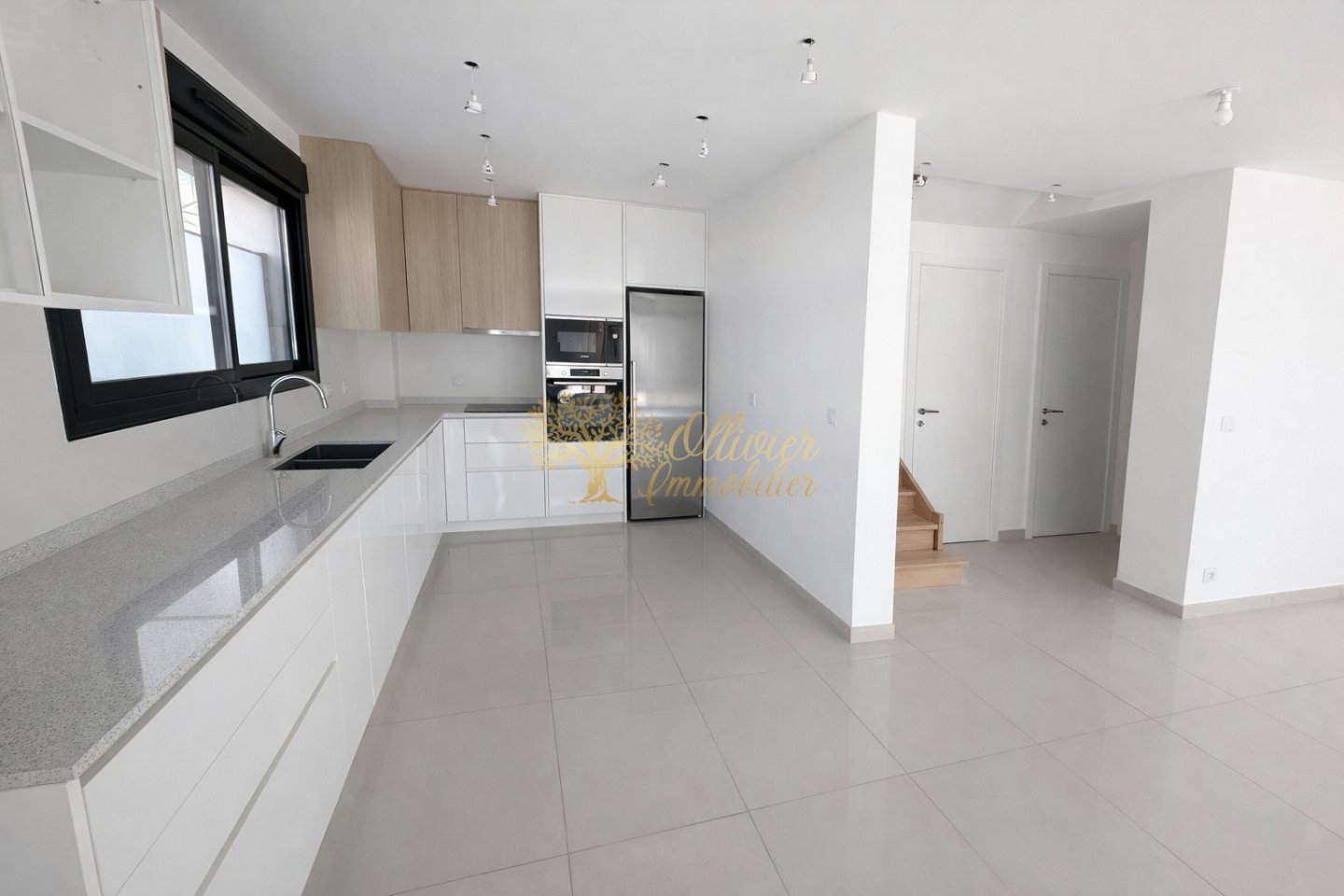 MAISON A VENDRE - ST MAUR DES FOSSES - 139.23 m2 - 790 000 &euro;