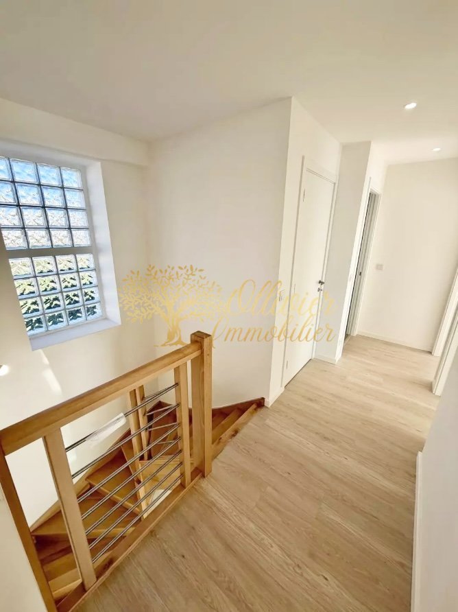 MAISON A VENDRE - ST MAUR DES FOSSES - 139.23 m2 - 790 000 &euro;