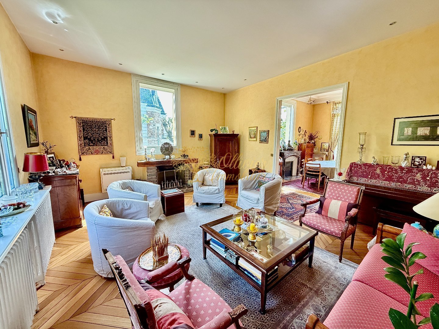 MAISON A VENDRE - ST MAUR DES FOSSES - 280.26 m2 - 1 349 000 &euro;