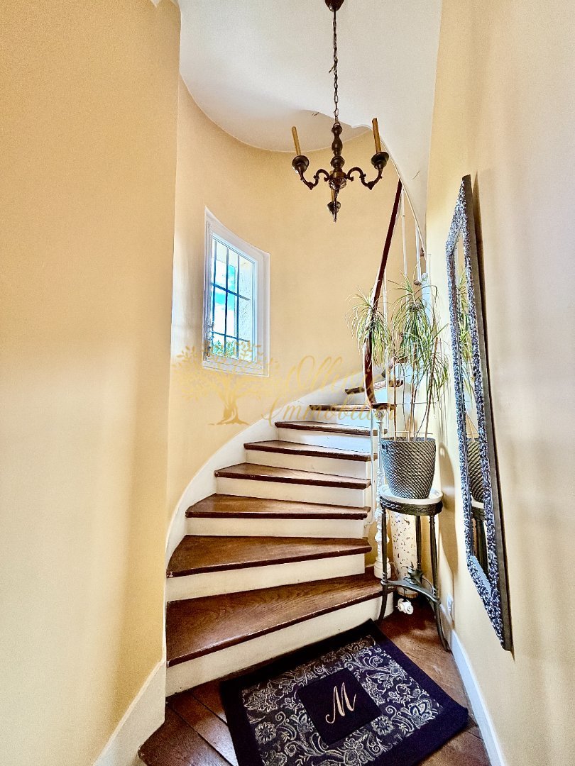 MAISON A VENDRE - ST MAUR DES FOSSES - 280.26 m2 - 1 349 000 &euro;