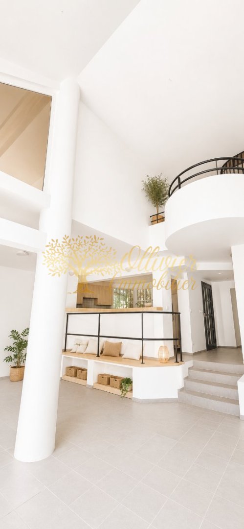 MAISON A VENDRE - ST MAUR DES FOSSES - 119 m2 - 690 000 &euro;