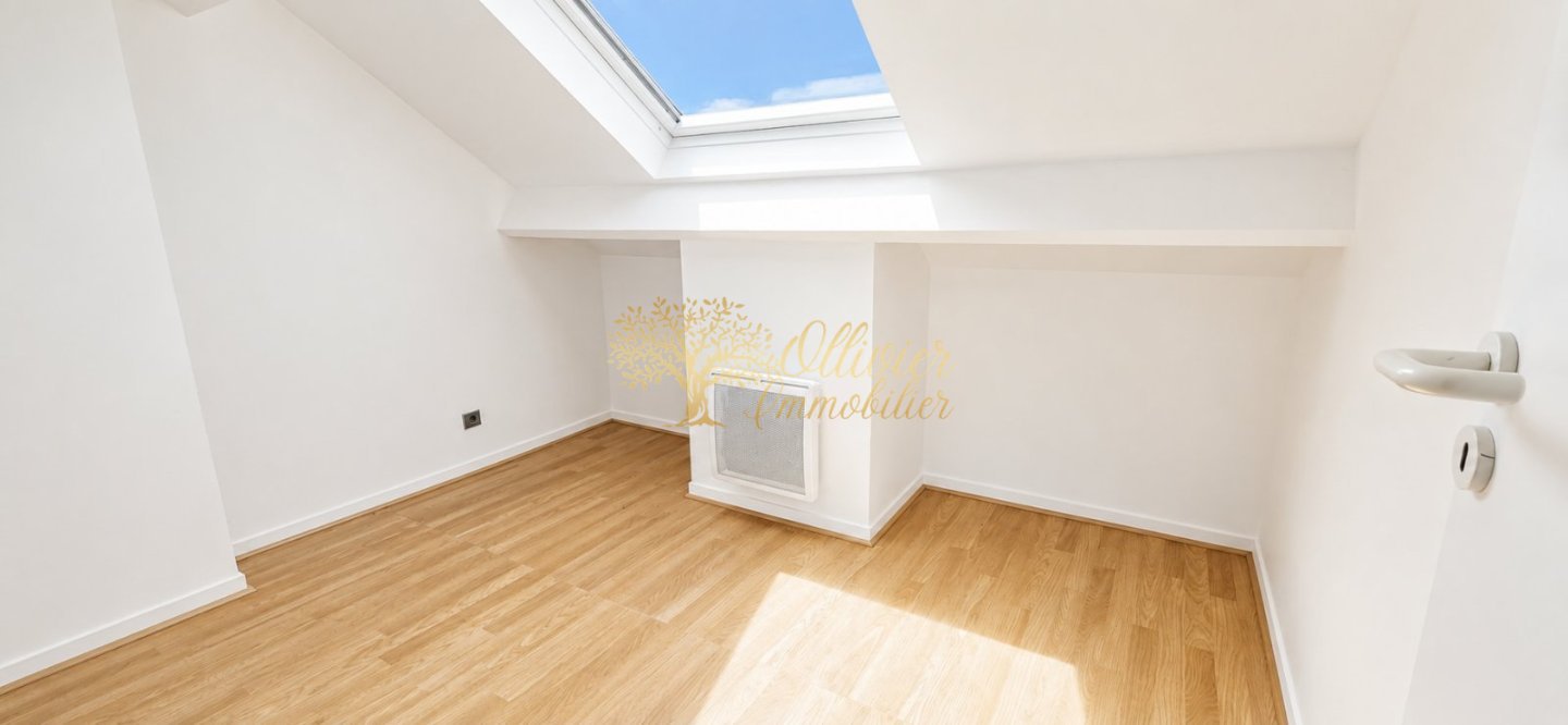MAISON A VENDRE - ST MAUR DES FOSSES - 119 m2 - 690 000 &euro;