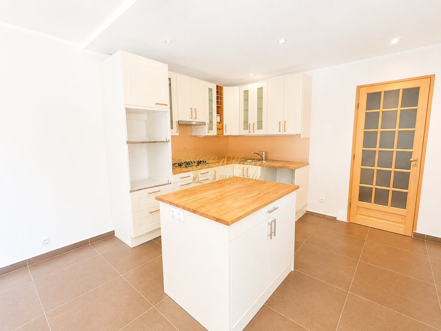 plain-pied A VENDRE - ST MAUR DES FOSSES - 78.09 m2 - 445 000 &euro;