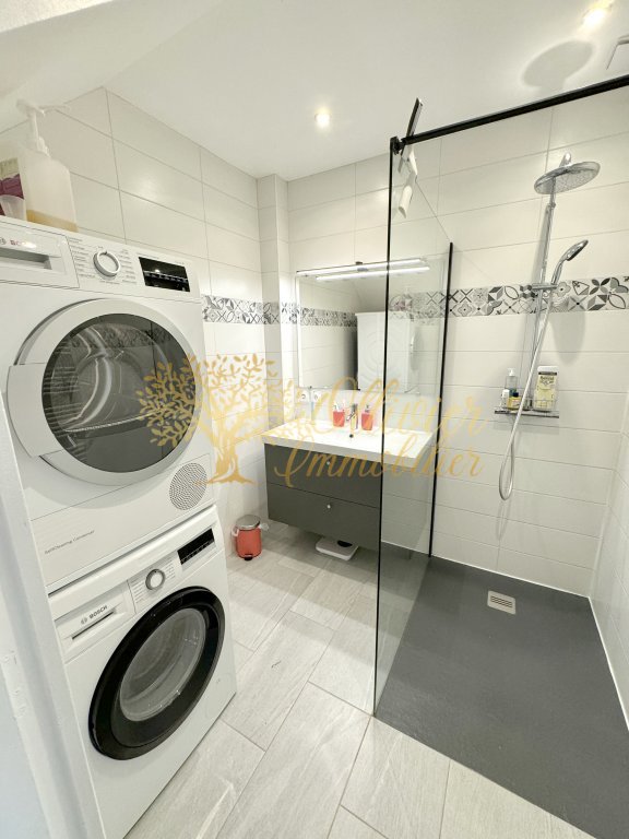 MAISON A VENDRE - ST MAUR DES FOSSES - 110 m2 - 799�000�&euro;