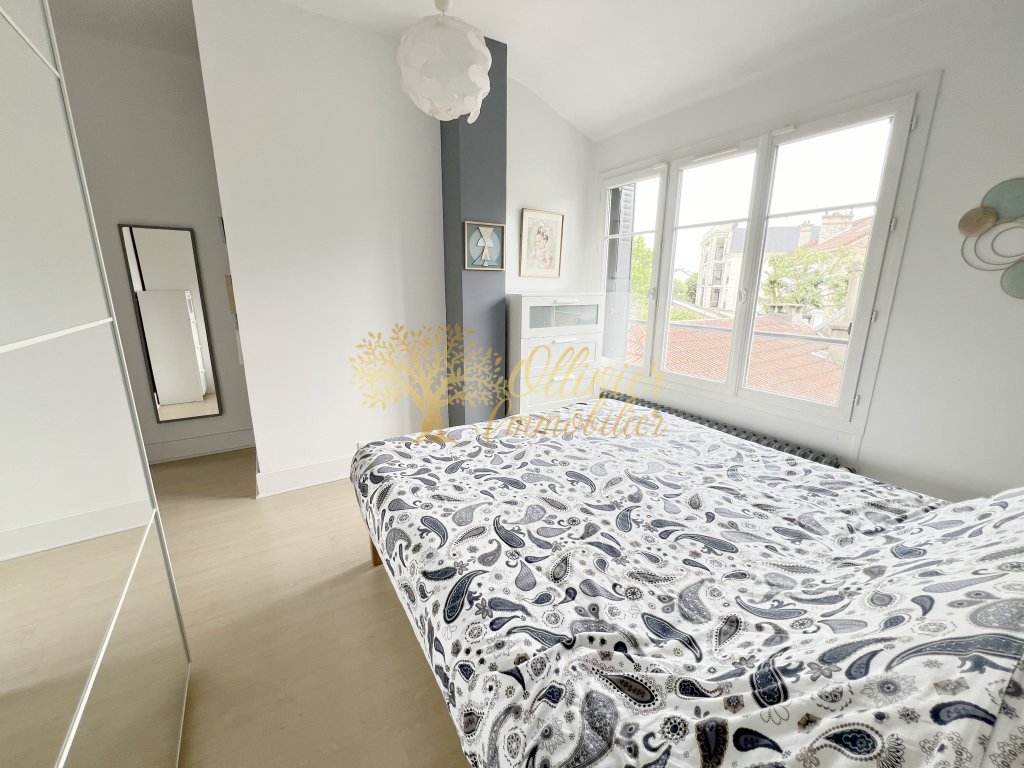 MAISON A VENDRE - ST MAUR DES FOSSES - 110 m2 - 799�000�&euro;