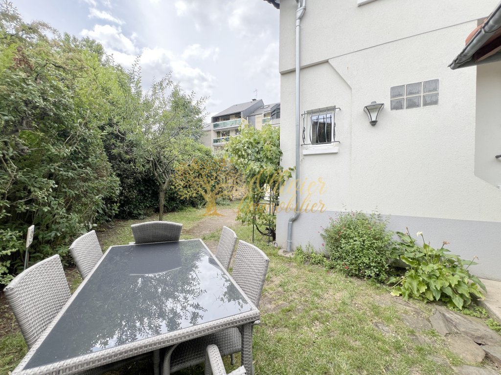 MAISON A VENDRE - ST MAUR DES FOSSES - 110 m2 - 799�000�&euro;