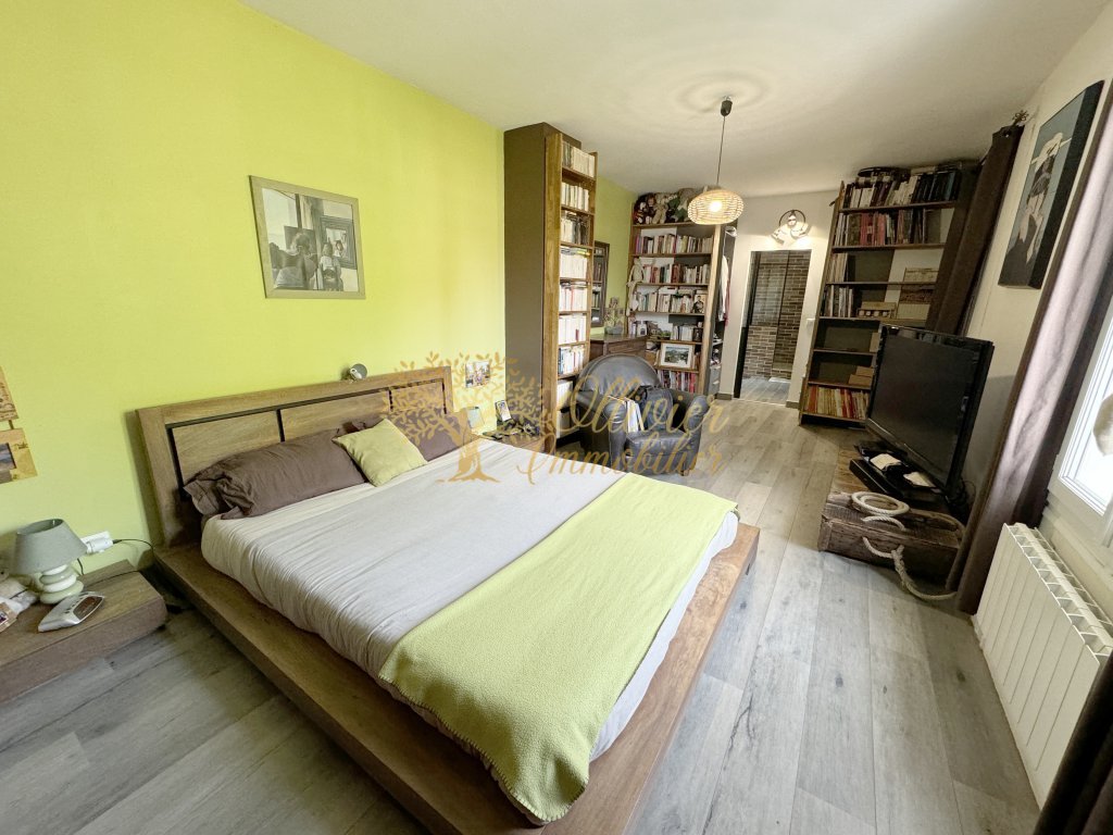 MAISON A VENDRE - SUCY EN BRIE - 209 m2 - 619�000�&euro;