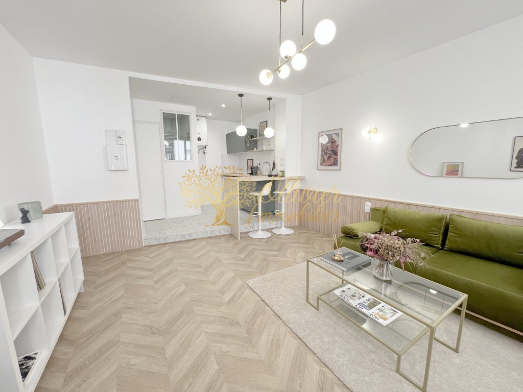 STUDIO A VENDRE - VINCENNES - 28 m2 - 259�000�&euro;