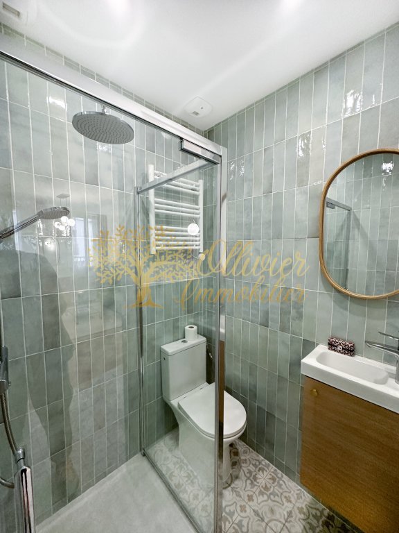 STUDIO A VENDRE - VINCENNES - 28 m2 - 259�000�&euro;