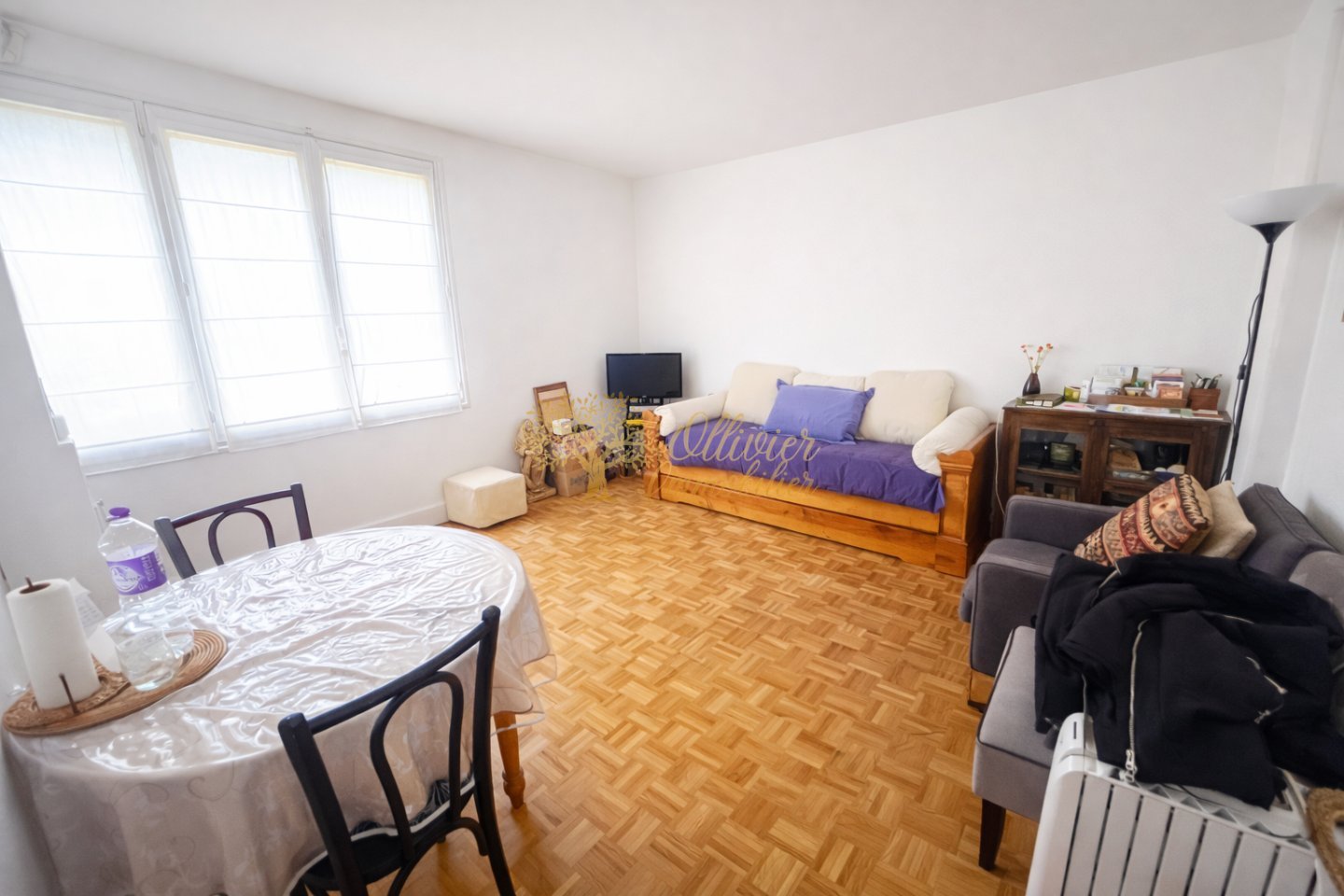 Studio avec cuisine s�par�e A VENDRE - JOINVILLE LE PONT - 33.47 m2 - 150�000�&euro;