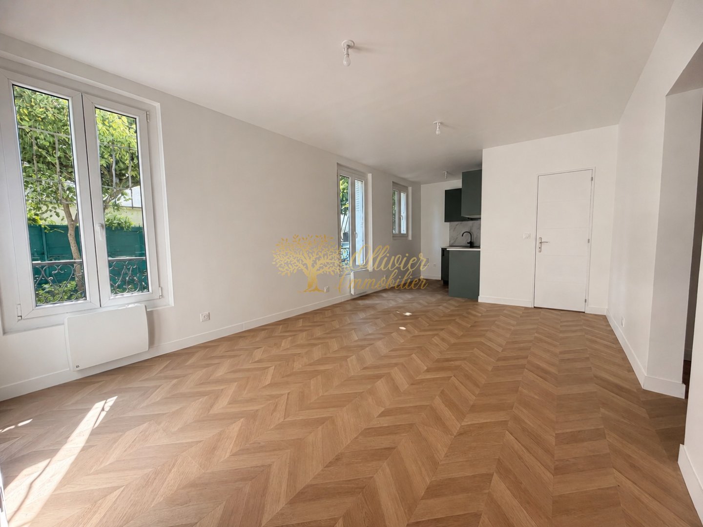 APPARTEMENT T2 A VENDRE - JOINVILLE LE PONT - 40.81 m2 - 225 000 &euro;