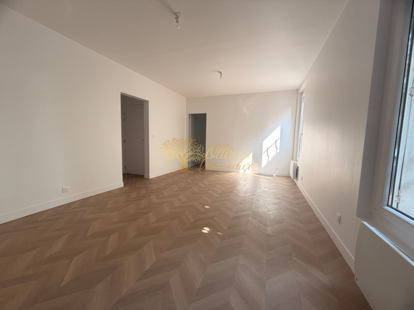 APPARTEMENT T2 A VENDRE - JOINVILLE LE PONT - 40.81 m2 - 225 000 &euro;