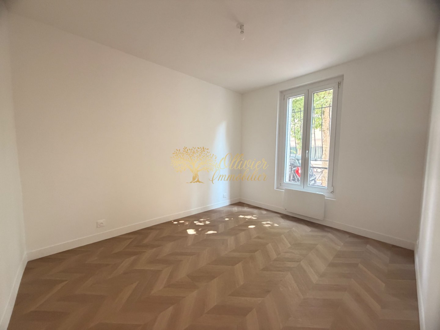 APPARTEMENT T2 A VENDRE - JOINVILLE LE PONT - 40.81 m2 - 225 000 &euro;