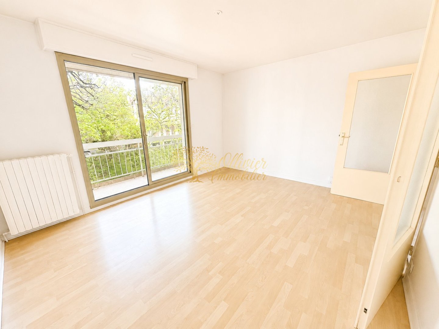 CENTRE A VENDRE - LA VARENNE ST HILAIRE centre - 42.6 m2 - 247 000 &euro;