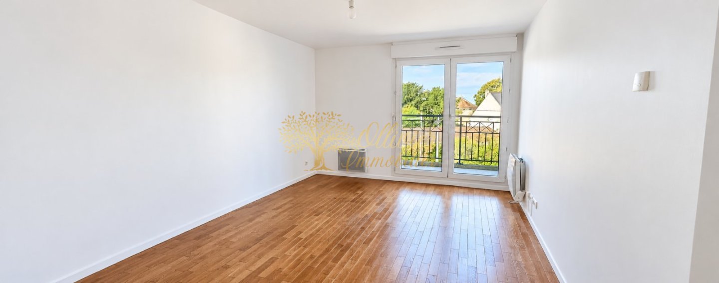 BEL APPARTEMENT AVEC TERRASSE ET PARKING – RÉSIDENCE RÉCENTE